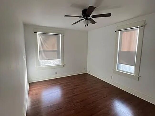 Foto del edificio - 317 E St Joseph St