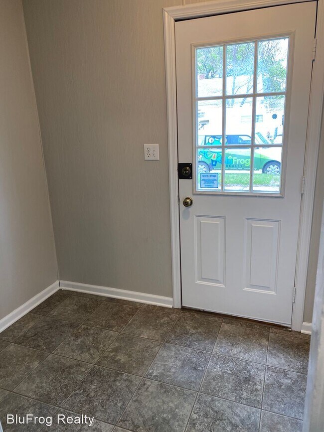 Foto del edificio - 2 br, 1.5 bath House - 308 5th Ave SE