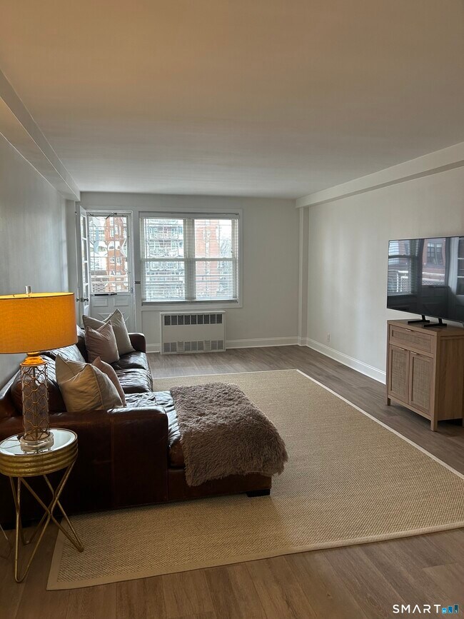 Foto del edificio - 700 Summer St