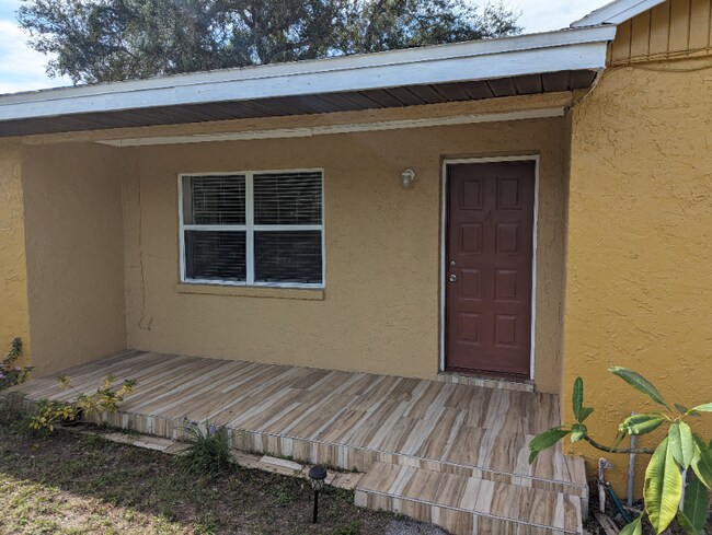 Building Photo - 3818 Carroway St