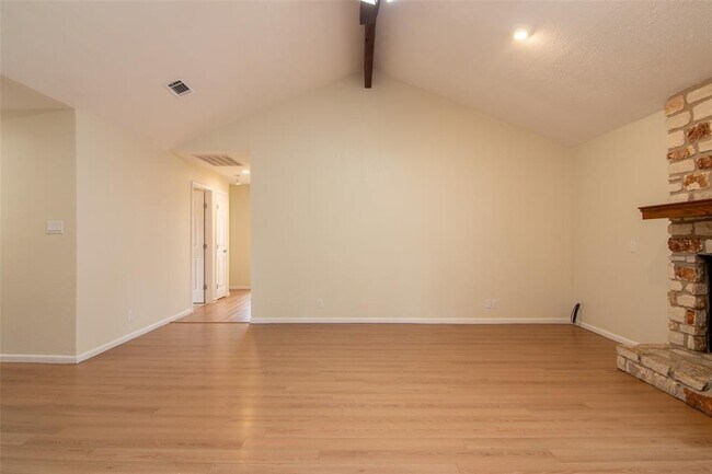 Foto del edificio - 209 Woodstone Dr