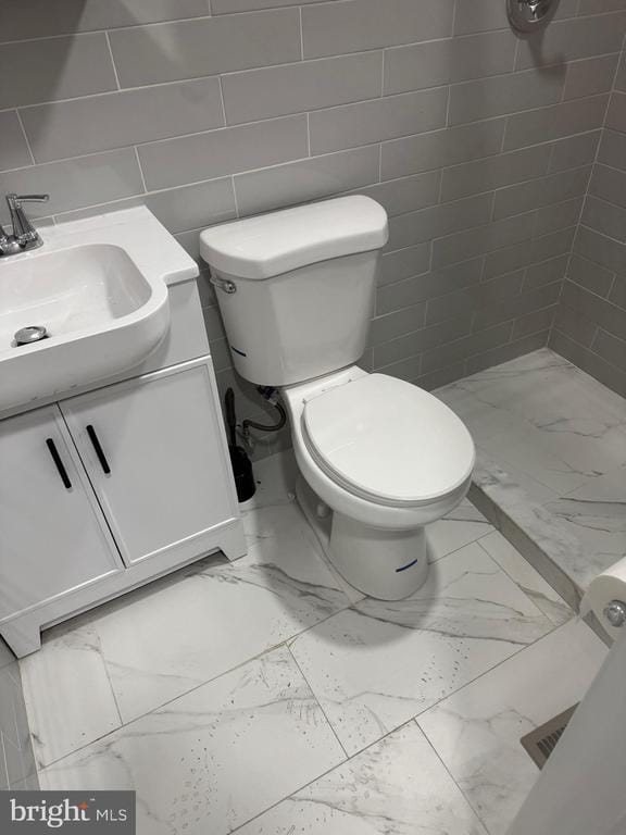 Foto del edificio - 810 McDowell Ave