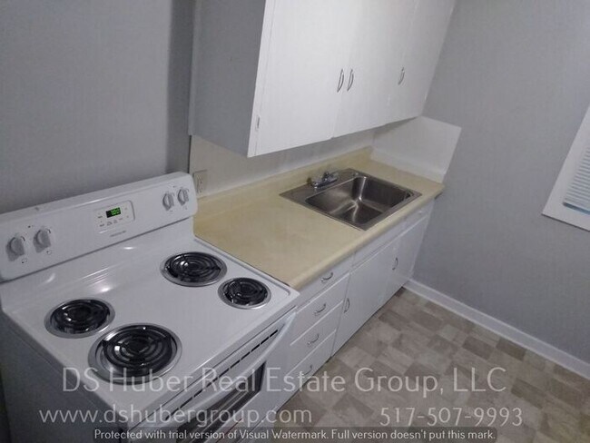 Foto del edificio - Perfect 1-Bedroom Triplex