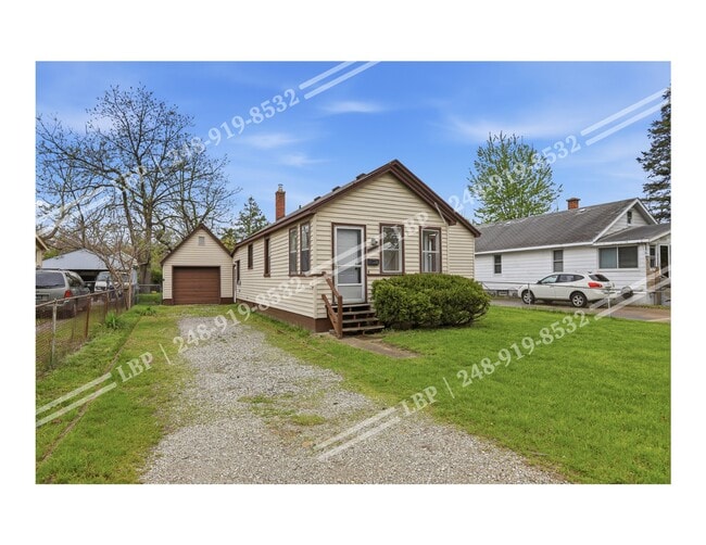 Building Photo - 35230 Sheffield St