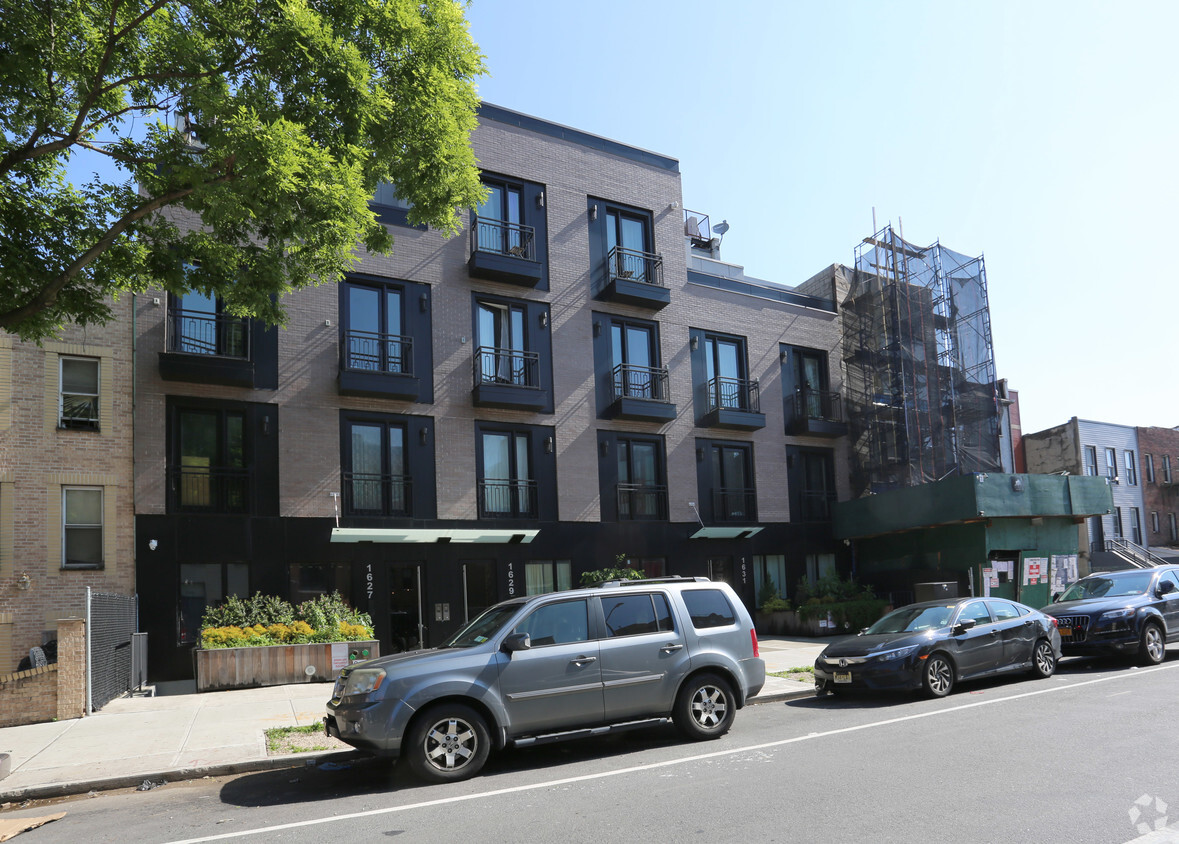 Foto del edificio - 1629 Pacific St
