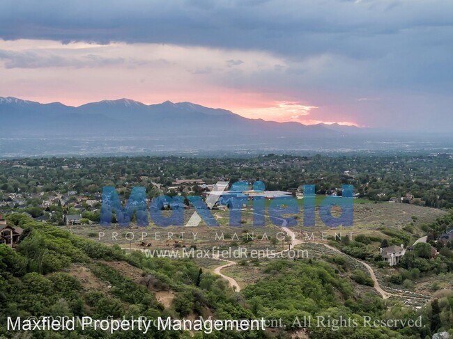 Foto del edificio - 5 br, 3.5 bath House - 9293 S Monet Lane