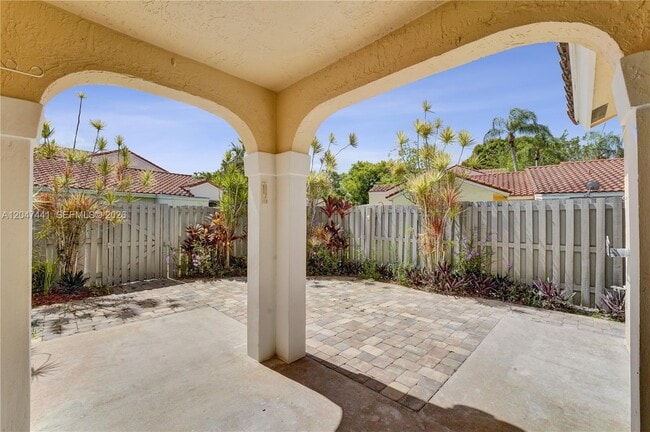 Building Photo - 1361 Springside Dr