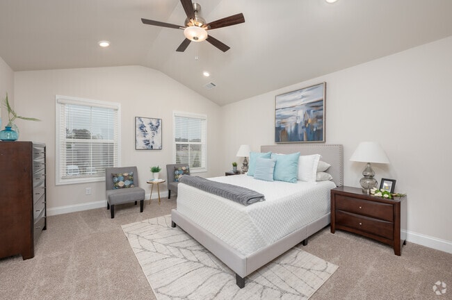 The Dylan - Primary Bedroom - Rosebud Place Rental Homes