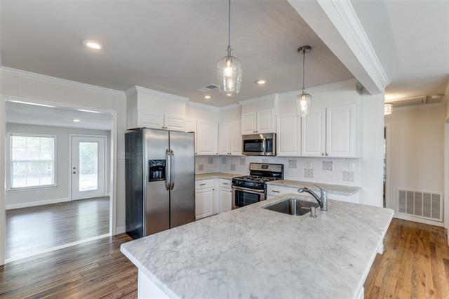 Foto del edificio - 852 Northwood Rd