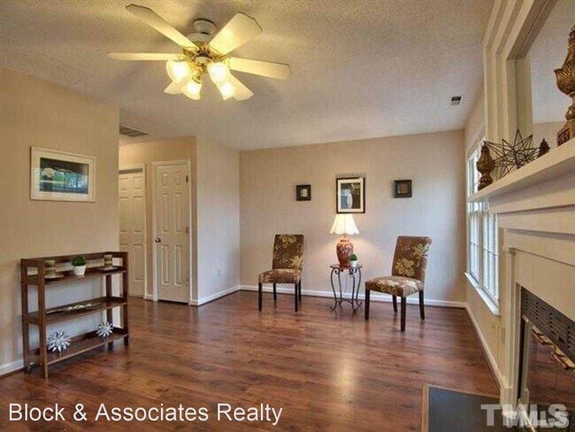 Foto del edificio - 2 br, 2.5 bath House - 110 Timber Ridge Drive