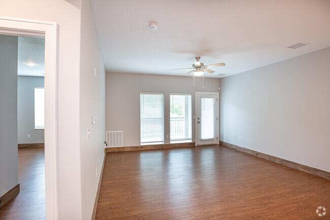 3HAB, 3BA - 1883 ft² - Hawker Apartments