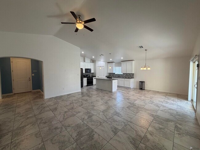 Foto del edificio - 12625 E 48th Dr