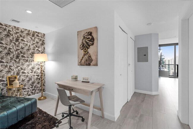 Foto del edificio - 55 SW 9th St