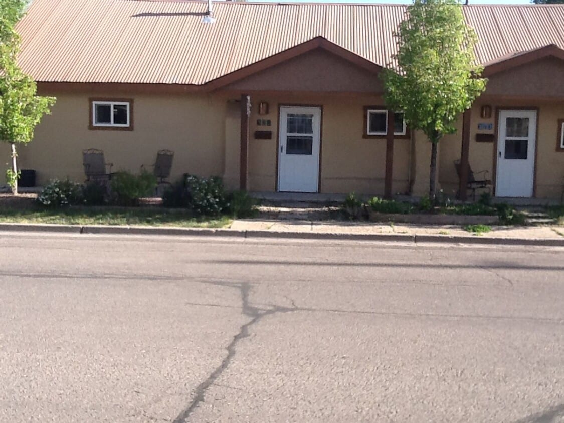 Building Photo - Cozy 1-Bedroom Unit Near Downtown Durango