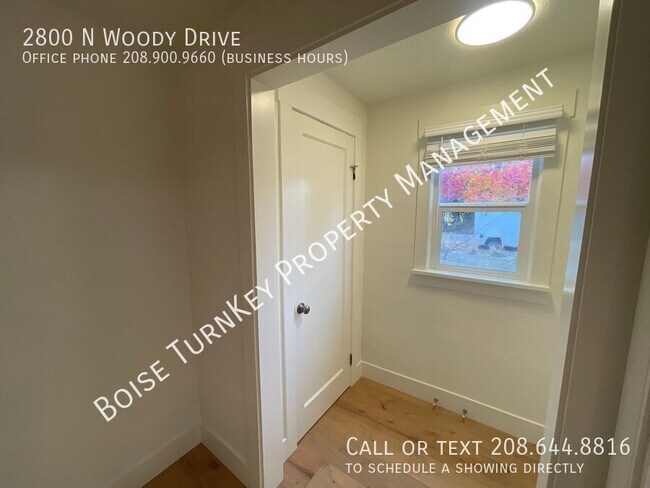 Foto del edificio - 2800 N Woody Ln