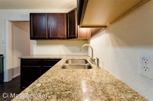 Foto del edificio - 5114 Columbia Ave