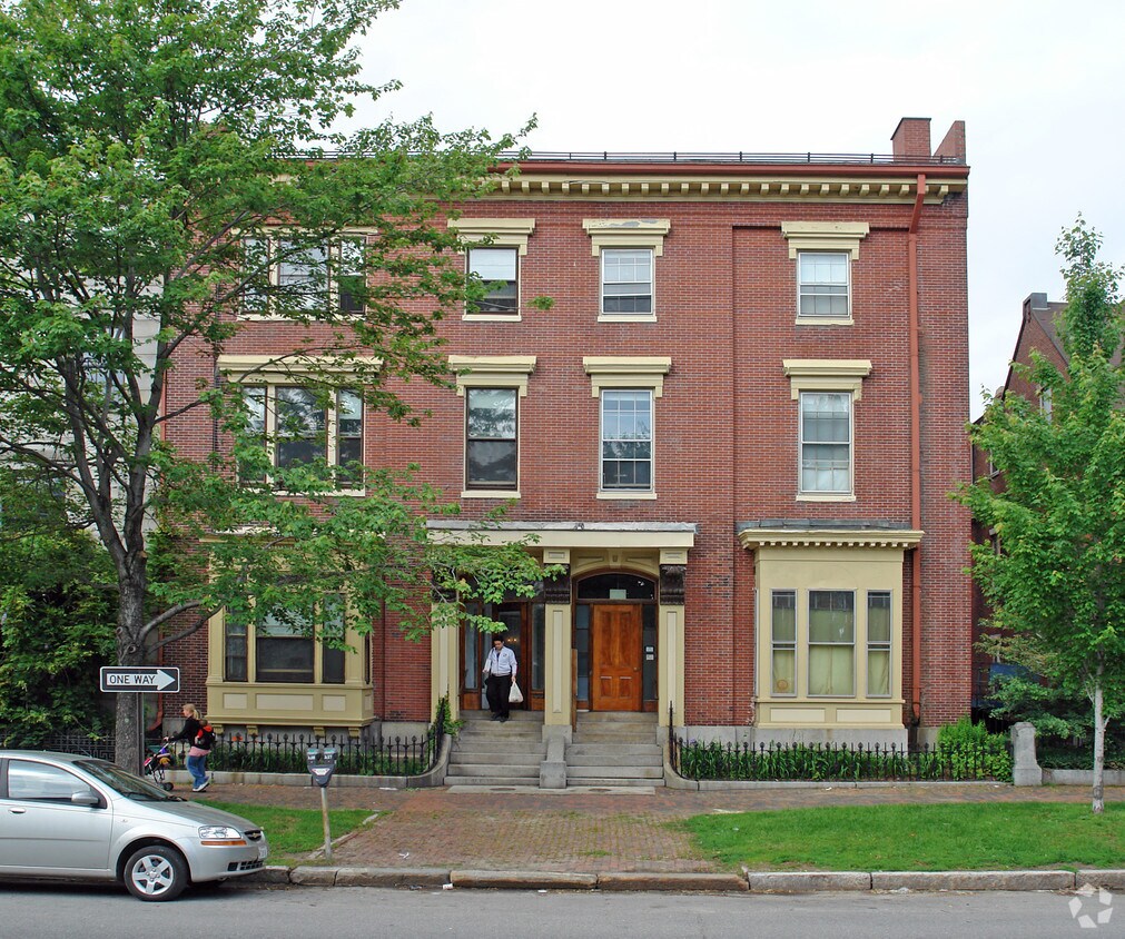 Building Photo - 169-171 State St