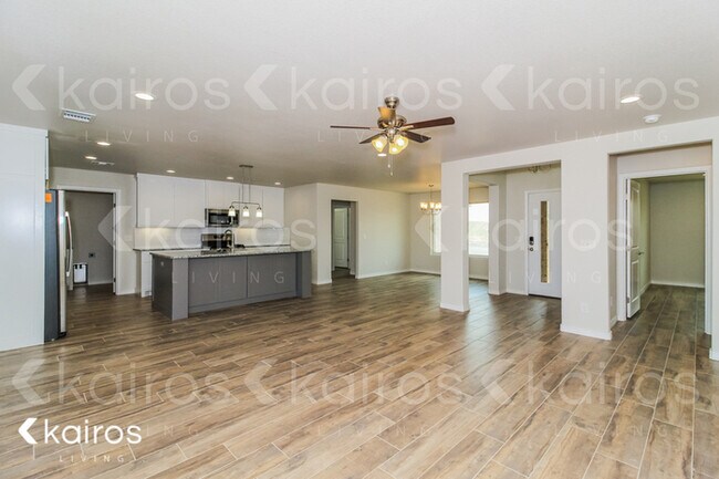 Foto del edificio - 2708 Daytona Ave.