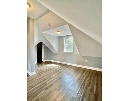 Building Photo - 55 Dale St