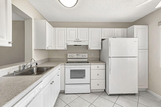 Foto del edificio - 6795 Huntington Ln