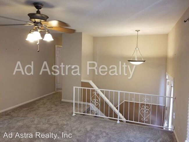 Foto del edificio - 6 br, 3 bath House - 10925 Bales Ave