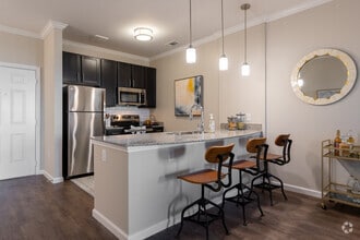 Sierra - 2 BR 2 BA | 1096 sf - Kitchen - Edenbrook Ridge