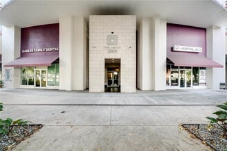 Building Photo - 3000 Coral Wy