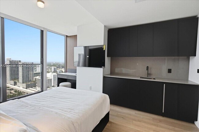 Foto del edificio - 20 NE 11th St