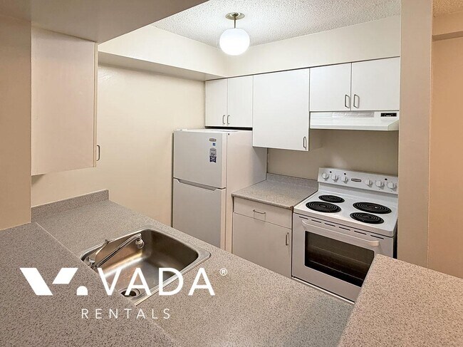 Building Photo - Barclay House West End 1 Bedroom Apartment Rental 402-1770 Barclay Street Vancouver: VADAPM.com