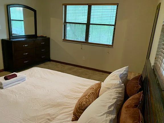 Building Photo - "Charming 2-Bed, 2-Bath Retreat with 1116 Sq. Ft. of Comfort in Tallahassee!"