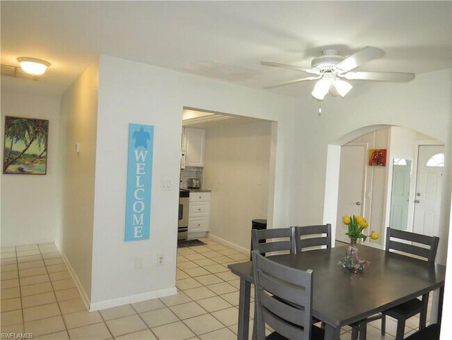 Foto del edificio - 717 95th Ave N