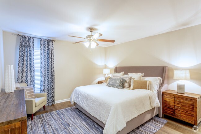 1BR,1BA - Portofino Apartments