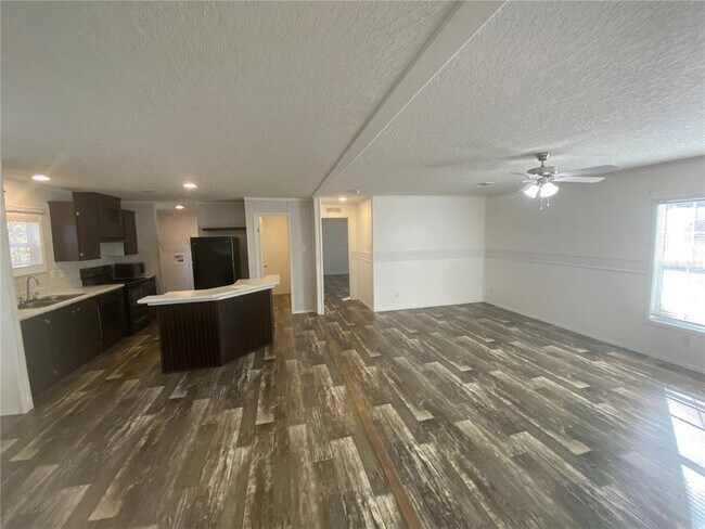 Building Photo - 13609 Co Rd 109A