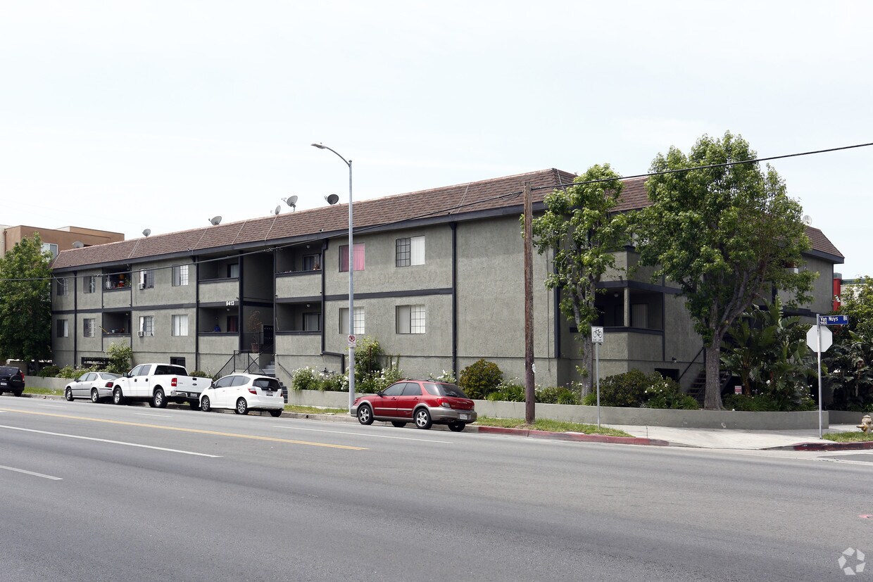 Building Photo - Van Nuys Apartments