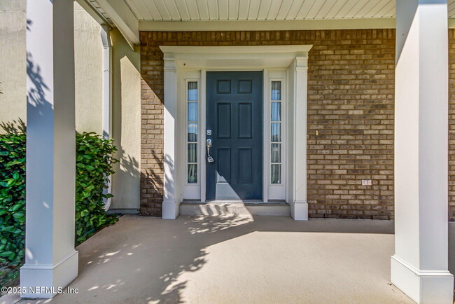 Building Photo - 6500 White Flower Ct