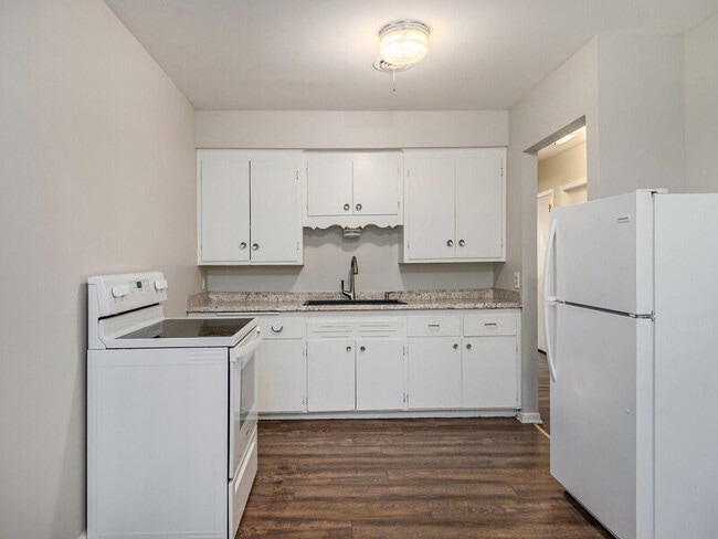 Building Photo - 2426 1/2 S 16th St