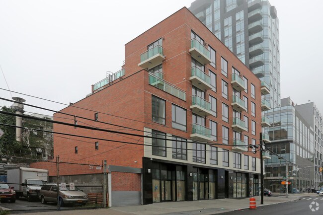 Building Photo - 2301 41st Ave