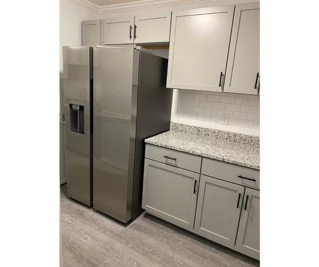 Building Photo - 306 N Fremont Ave