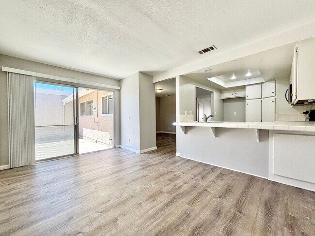 Foto del edificio - 3604 Ketch Ave