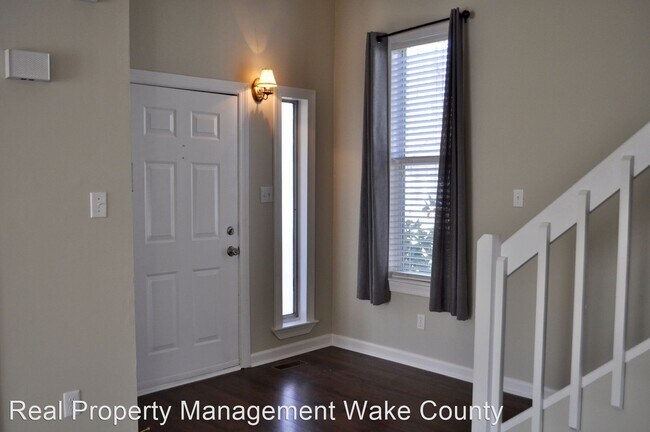 Building Photo - 3 br, 2.5 bath House - 5826 Sentinel Drive