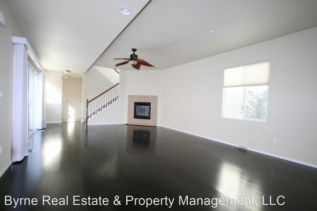Building Photo - 3 br, 2.5 bath House - 246 S. Raven Mine D...