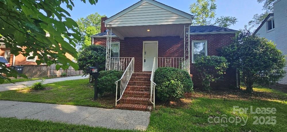 Primary Photo - 3739 McMillan St