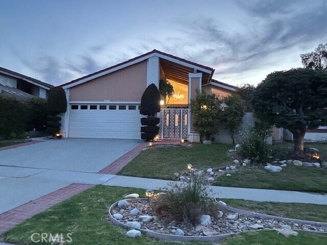 Foto del edificio - 25541 Rolling Hills Way