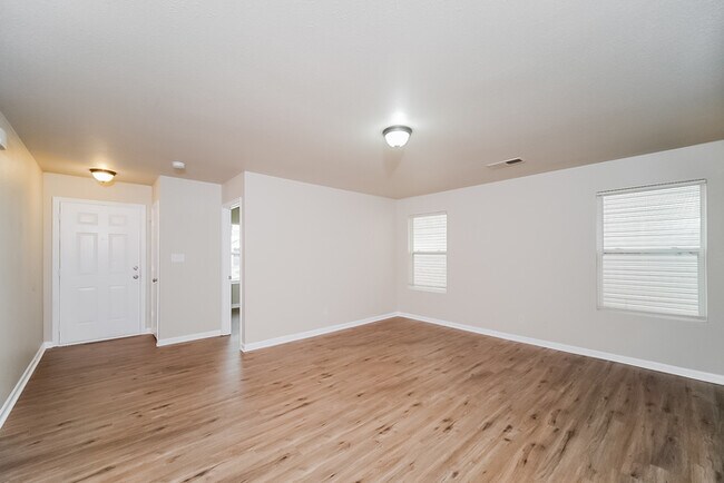 Foto del edificio - 16765 Wellhouse Dr