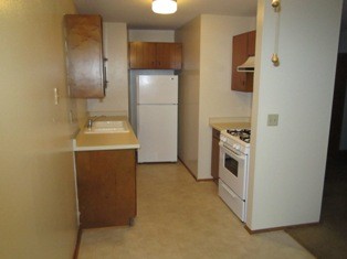 Building Photo - 6630 W Barnard Ave