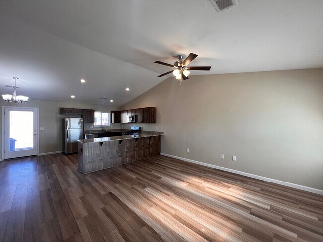 Foto del edificio - 4 Bedroom 2 Bathroom Fallon Home