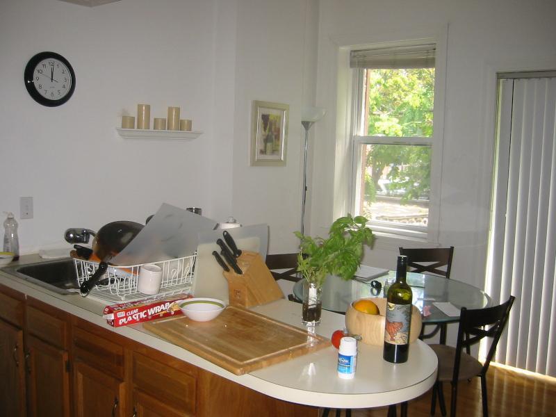 Images are representative samples of the advertised unit. Actual units shown during tours may differ - 27 Wait St