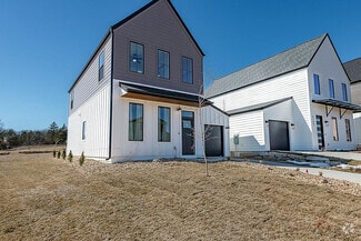 Building Photo - Owen Silos