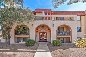 Building Photo - 6332 N Barcelona Ln