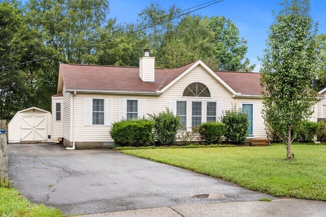 Foto del edificio - Three Bedroom Ranch in Franklin